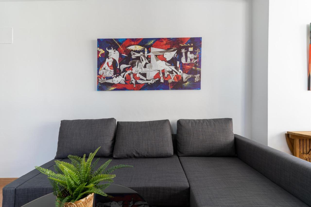 Monko Picasso Apartament *